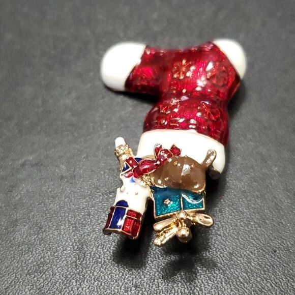 Monet gold tone red enamel stocking brooch - Picture 4 of 7
